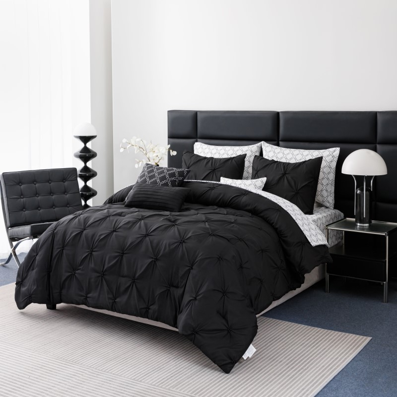 Full Black 10Pc Pintuck Bed In A Bag Set