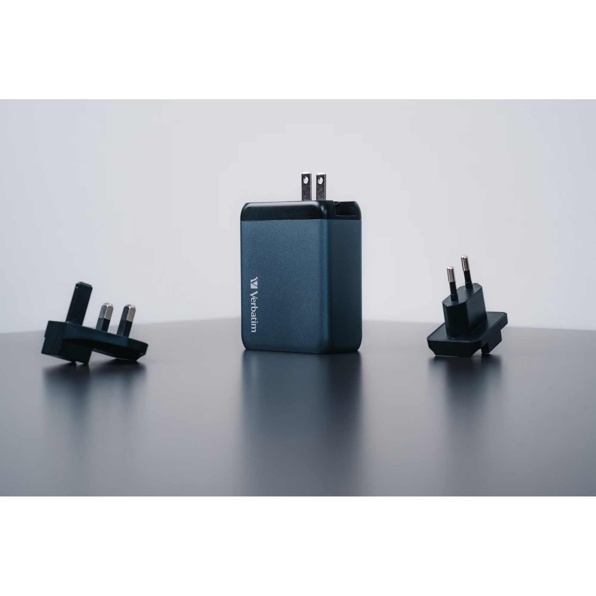 140W 4-Port GaN Wall Charger